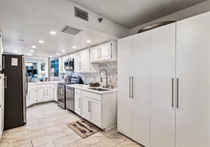 Inlet Reef 518-Beachfront Complex without Beachfront Prices!