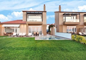 Luxurious villa on Halkidiki peninsula with private pool