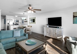 Modern Gulf Front Townhome, Seacrest Beach + Free Attraction Tickets!