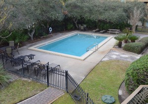 New Listing!! Cozy 1 bedroom condo in quiet setting on the second floor!!