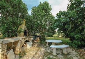 Nice Apartment In Lovrecica With Wifi