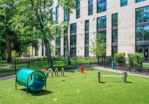 Parks & Pet care Available | Pet-friendly| nr Lake Anne Park