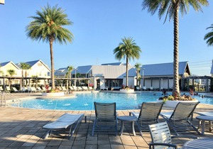Prominence30A | 6ntsAug1st Slps10! BeachShuttle & Steps to AMAZING ZeroEntryPool