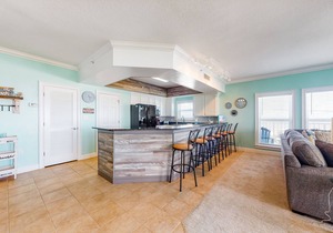 Second Floor Condo a/Ocean View, Shared Pool & Hot Tub, High-Speed WiFi, & W/D