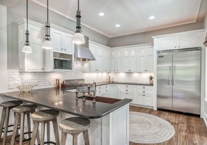 Spend Fall With Us! Golf Cart! Great Amenities! 5 Adult Bikes! Professionally Decorated!