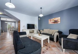 Stunning Home In Lovrecica With Wifi