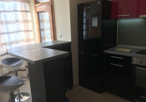 Stylish spacious flat near centre