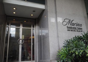 Suites de Marina Manila with Netflix