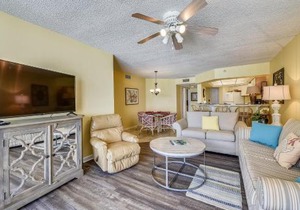 Summerhouse 710B by Book That Condo