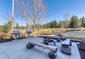 Trailhead Lodge #201