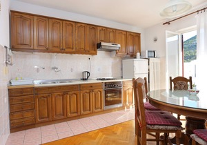 Two bedroom apartment near beach Grebaštica, Šibenik (A-471-a)