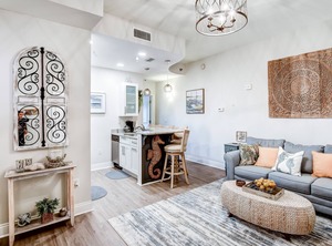 Carillon Beach Inn | Sunnyside
