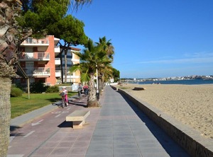 Pins Mar | Cambrils