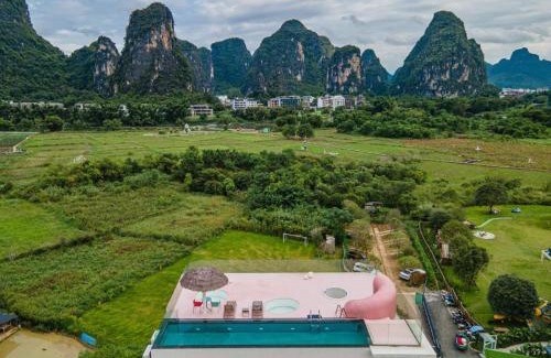 Ten Mile Gallery Hotel | 桂林阳朔良宿 LS Hotel Liangsu Yangshuo