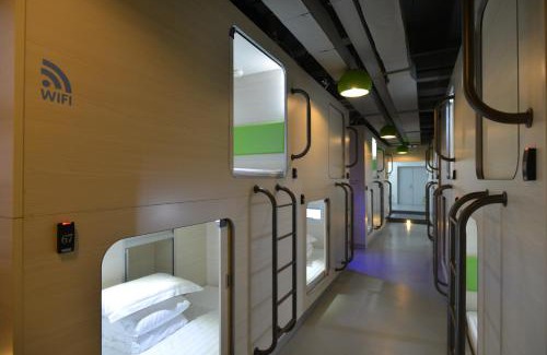 Huaqiang North Hostel | 深圳栖游青年旅馆Shenzhen Xi You Hostel