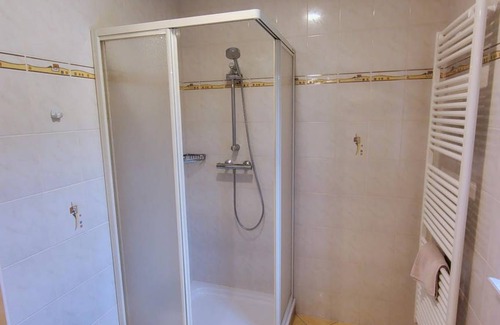 Sebersdorf Apartment | 105 m² Apartment ∙ 2 bedrooms ∙ 4 guests