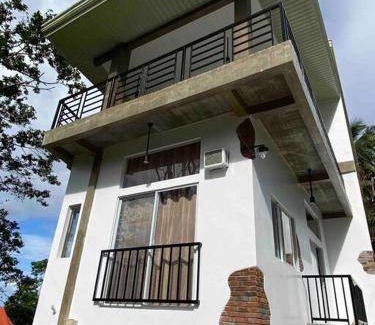 Valencia Villa | 100 m² Villa ∙ 3 guests