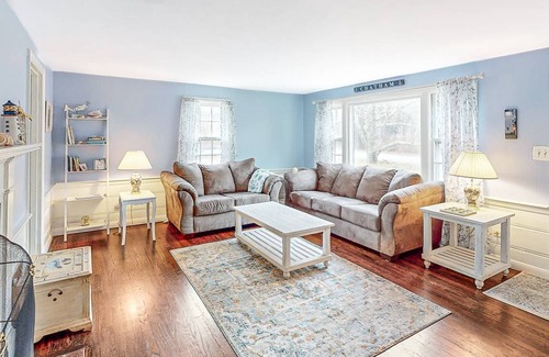 South Chatham House | 102 m² House ∙ 2 bedrooms ∙ 5 guests