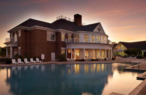 Williamsburg Resort | 112 m² Resort ∙ 4 bedrooms ∙ 127 guests