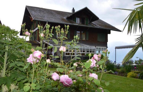 Goldiwil Apartment | 125 m² Apartment ∙ 3 bedrooms ∙ 7 guests