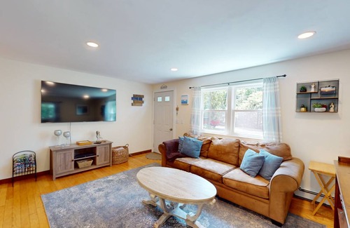 Eastham House | 139 m² House ∙ 4 bedrooms ∙ 5 guests