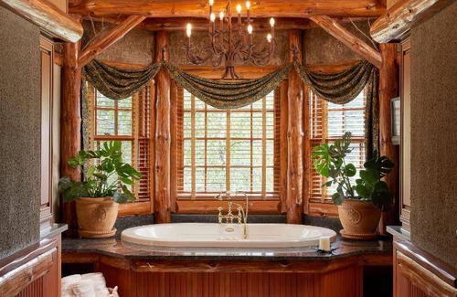 White Lake Resort | 1475 m² Resort ∙ 12 bedrooms ∙ 24 guests
