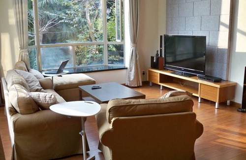 Pudong House | 260 m² House ∙ 5 bedrooms ∙ 8 guests