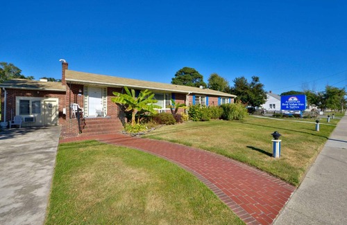 Chincoteague Hotel | 27 m² Motel ∙ 127 guests
