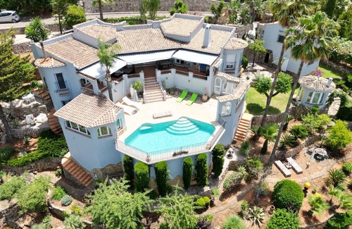 Monte Pego House | 280 m² House ∙ 4 bedrooms ∙ 8 guests