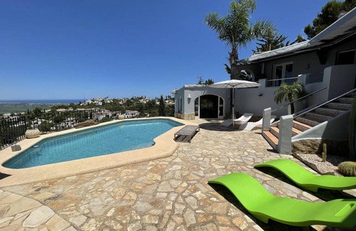 Monte Pego House | 280 m² House ∙ 4 bedrooms ∙ 8 guests