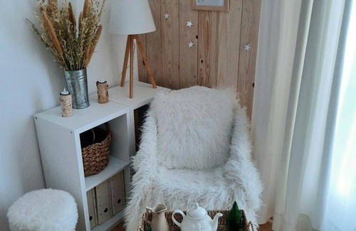 Saint-Jean-en-Royans House | 38 m² Gîte ∙ 1 bedroom ∙ 4 guests
