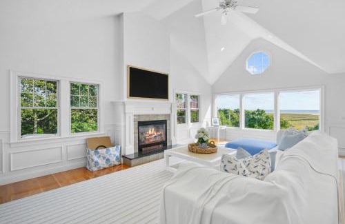 South Harwich House | 38 South Chatham Road Harwich -Windsong