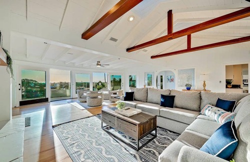 Olde Carlsbad House | 386 m² House ∙ 5 bedrooms ∙ 11 guests