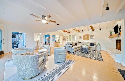 Olde Carlsbad House | 386 m² House ∙ 5 bedrooms ∙ 11 guests