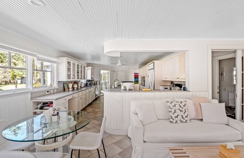 Remsenburg House | 427 m² House ∙ 5 bedrooms ∙ 12 guests