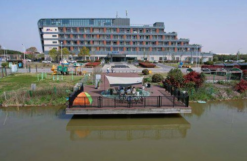 Pudong Hotel | 50 m² Hotel ∙ 3 guests