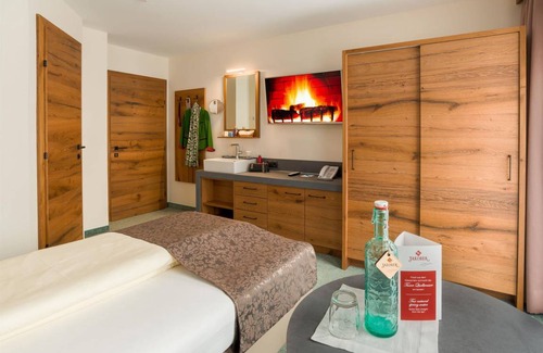 Vorderlanersbach Apartment | 59 m² Apartment ∙ 2 bedrooms ∙ 6 guests