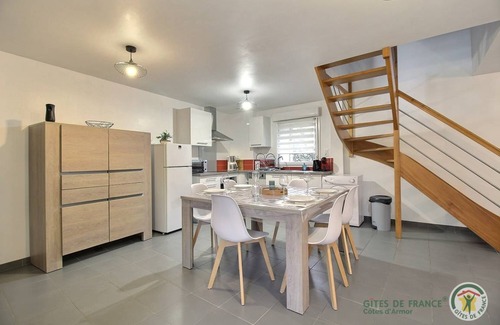 Plerin House | 72 m² Gîte ∙ 2 bedrooms ∙ 4 guests