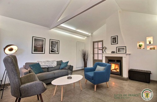 Binic-Etables-sur-Mer House | 72 m² Gîte ∙ 2 bedrooms ∙ 4 guests