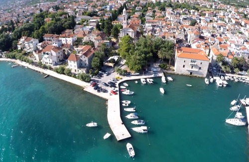 Kastela Apartment | A1 apt with big balcony, sea view, parking and outside fireplace