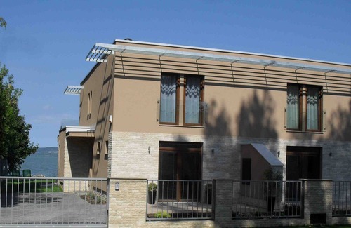 Balatonszarszo House | ABA SEE HOUSE 2 right on the shore