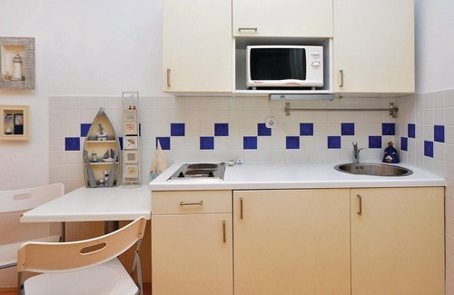 Hvar Old Town House | Amazing home in Hvar with kitchen