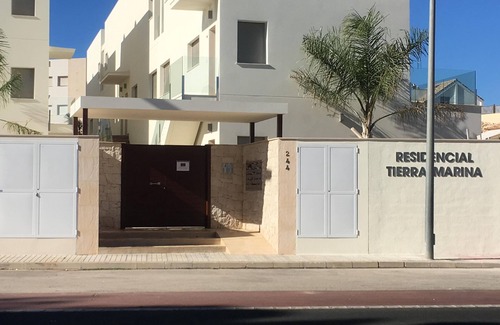 Molinell Apartment | bajo con jardín B4 - Three Bedroom Apartment, Sleeps 6