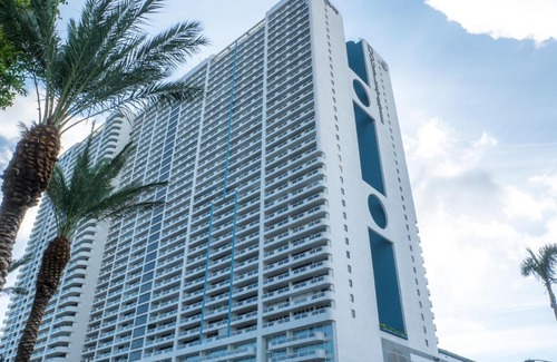 Downtown Miami Apartment | Bayshore Three-Bedroom Apartment 3935