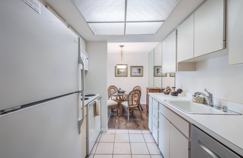 Holmes Beach Condo | Beautiful Condo with Beach views! Rest and Relaxation await!