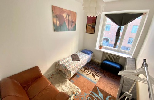 Kallio Apartment | Best location private room in Helsinki Easy access