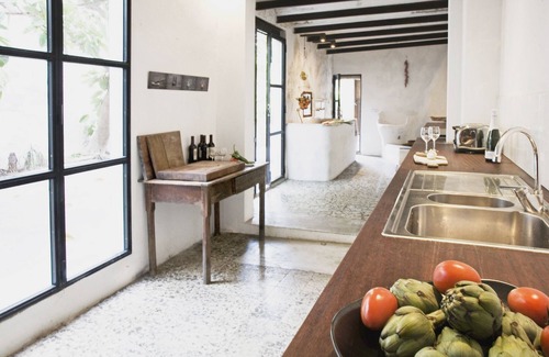 Felanitx House | Big noble town house, private pool and garden in Felanitx, 7 bedrooms, sleeps 11