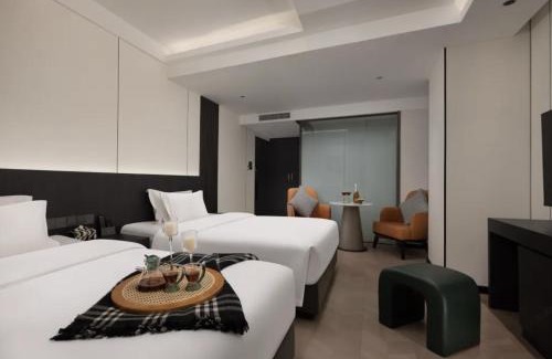 Yuzhong Hotel | Borui Starry Sky View Hotel (Chongqing Jiefangbei Pedestrian Street Hongyadong Branch)