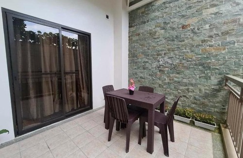 Baguio Apartment | Cold Comfy Unit in Baguio City