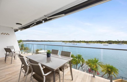 Noosa Heads Apartment | Commodore Apartment 5, Noosa Heads
